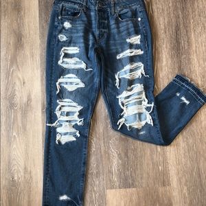 American Eagle Tomgirl Jean